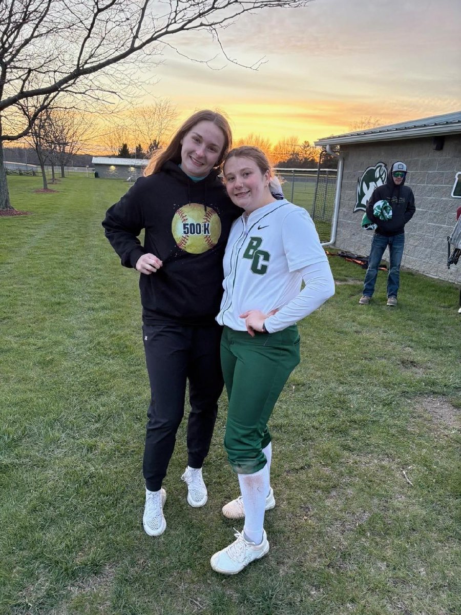 HohneMaddie26's tweet photo. 500 Career Strikeouts!
So grateful for my coaches, teammates, friends and family who braved the cold to celebrate with me. Thank you all for your unconditional love and continued support. #500Strikeouts #Allin #FaithandWork @SRC_Softball @SteveLeverton2 @chicago_mt @NCSACoachDaily
