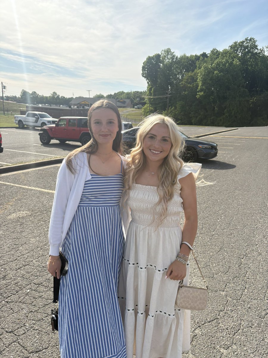 AddyCarpenter22 tweet picture