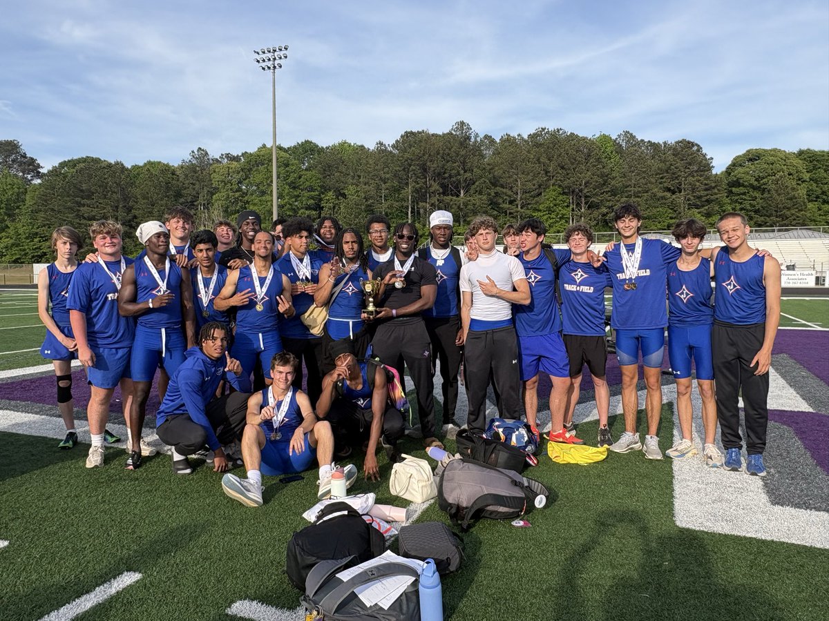 jtowndragons's tweet photo. The boys and girls Track Dragons both win the Region 8 AAA Meet!!!!! Great job today and we will see you at Memorial Stadium for Sectionals!!!! Go Dragons!!!! https://t.co/IcCbENz6fd