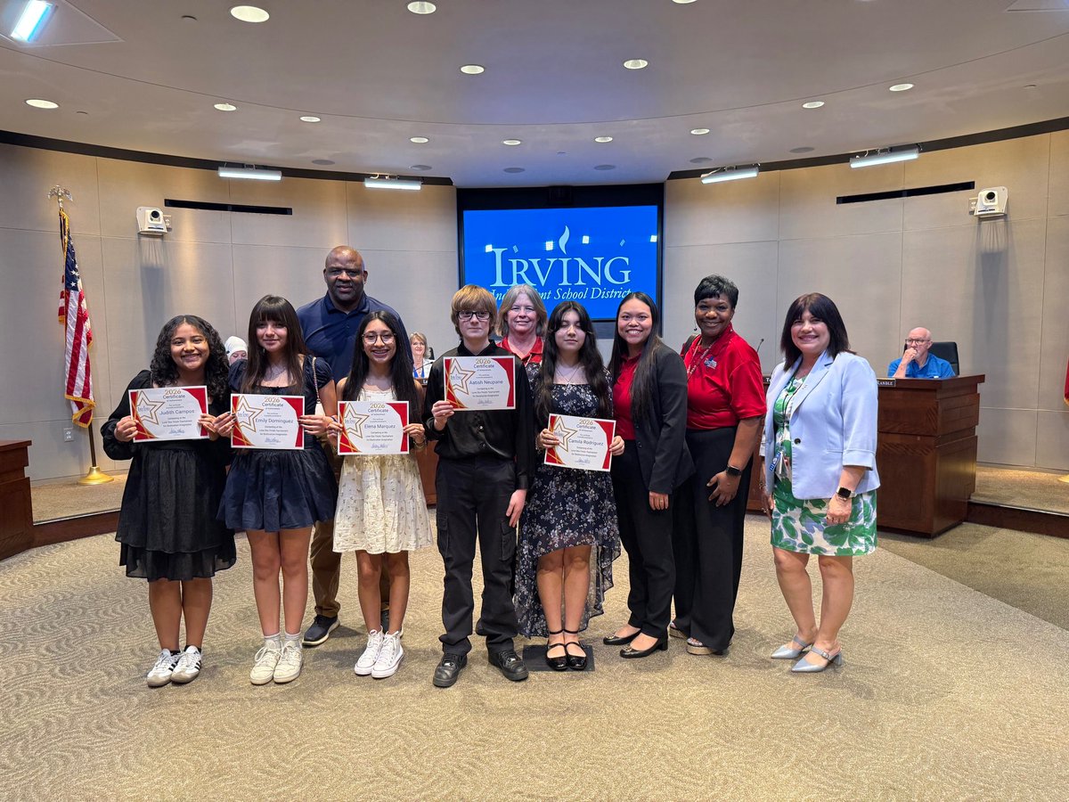 SamhoustonMS's tweet image. Our DI team, Foodiez, was recognized and celebrated at @IrvingISD board meeting. Super proud of these students and their hard work! #ExcellenceInAction
