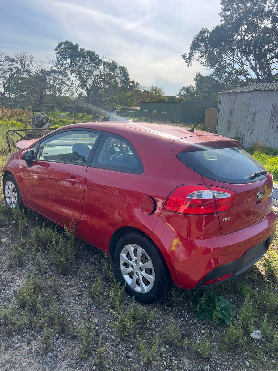 parts49765's tweet image. Now Wrecking: 2014 Kia Rio — Petrol Automatic, 61,475 km, VIN KNADN312ME6453669. Red hatchback — parts available now. Details: wix.to/l6UiGtv #KiaRio #NowWrecking #CarParts #AutoSalvage