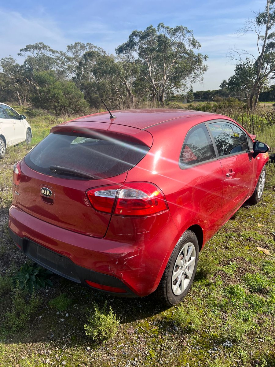 parts49765's tweet image. Now Wrecking: 2014 Kia Rio — Petrol Automatic, 61,475 km, VIN KNADN312ME6453669. Red hatchback — parts available now. Details: wix.to/l6UiGtv #KiaRio #NowWrecking #CarParts #AutoSalvage