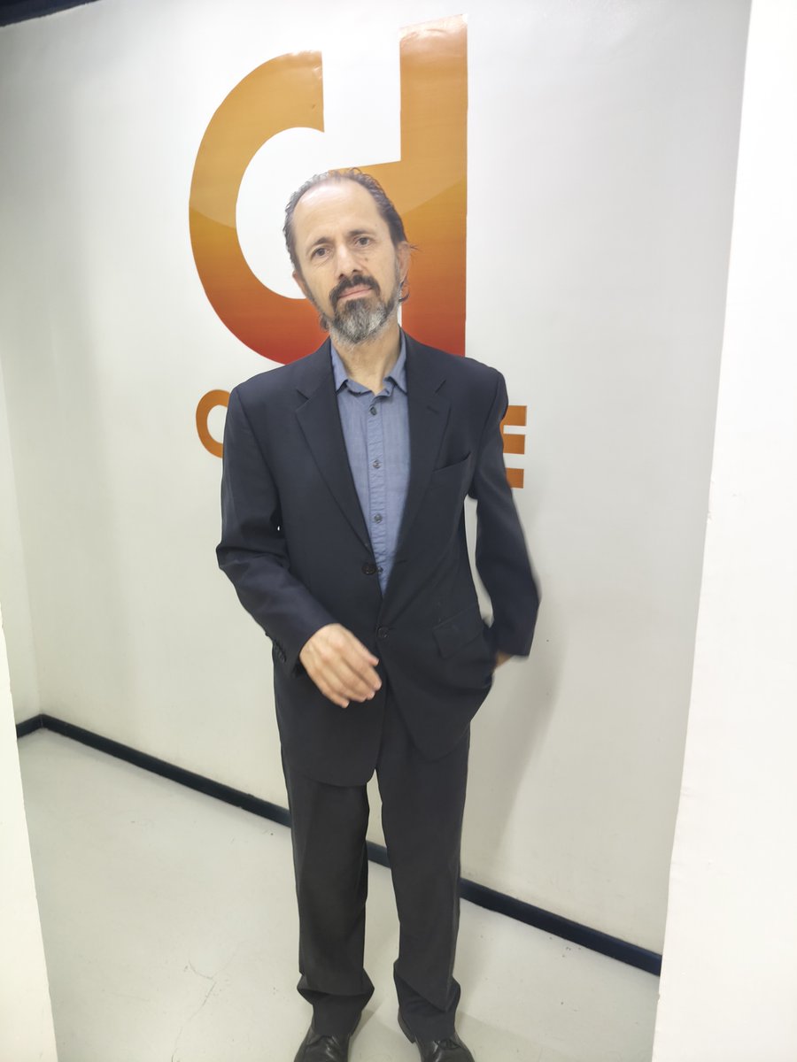 changetvonline's tweet image. 📷 SALUD CON CIENCIA 

📷 Tema: El juego de la salud y la alimentación

📷 En entrevista: Marco Rosales Bada

📷 Martes | 📷 17:00 hrs
📷 Conduce: Antonio Salas

#SaludConCiencia #AlimentaciónSaludable #Gamificación #BienestarIntegral #AprendizajeActivo #SaludYHábitos #ChangeTV