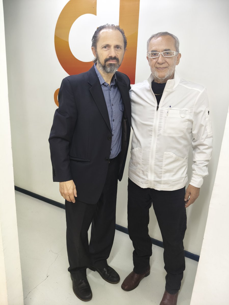 changetvonline's tweet image. 📷 SALUD CON CIENCIA 

📷 Tema: El juego de la salud y la alimentación

📷 En entrevista: Marco Rosales Bada

📷 Martes | 📷 17:00 hrs
📷 Conduce: Antonio Salas

#SaludConCiencia #AlimentaciónSaludable #Gamificación #BienestarIntegral #AprendizajeActivo #SaludYHábitos #ChangeTV