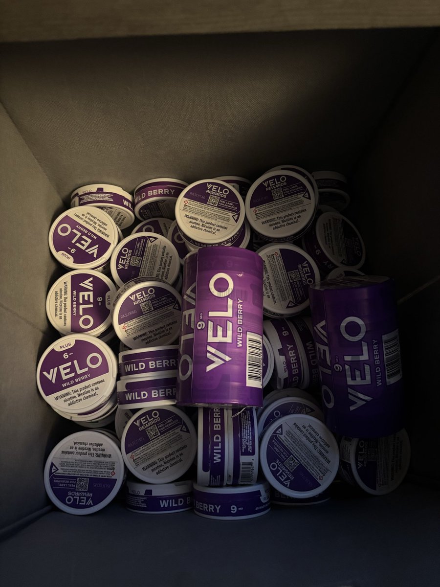DrBlackwater's tweet photo. No mom, Tucker Carlson said they’re actually good for you. The nicotine isn’t addicting, I can stop whenever I want to https://t.co/i02UP9d6Vk