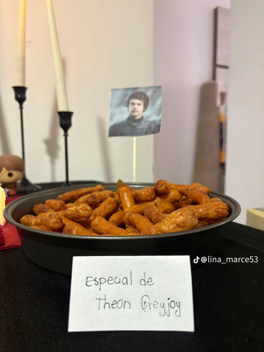 santuário daenerys targaryen tweet media