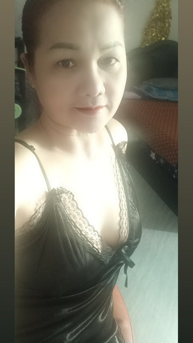 สาวใหญ่50+ตัวเล็กๆขาวๆ หน้าตาบ้านๆ☺️ tweet media