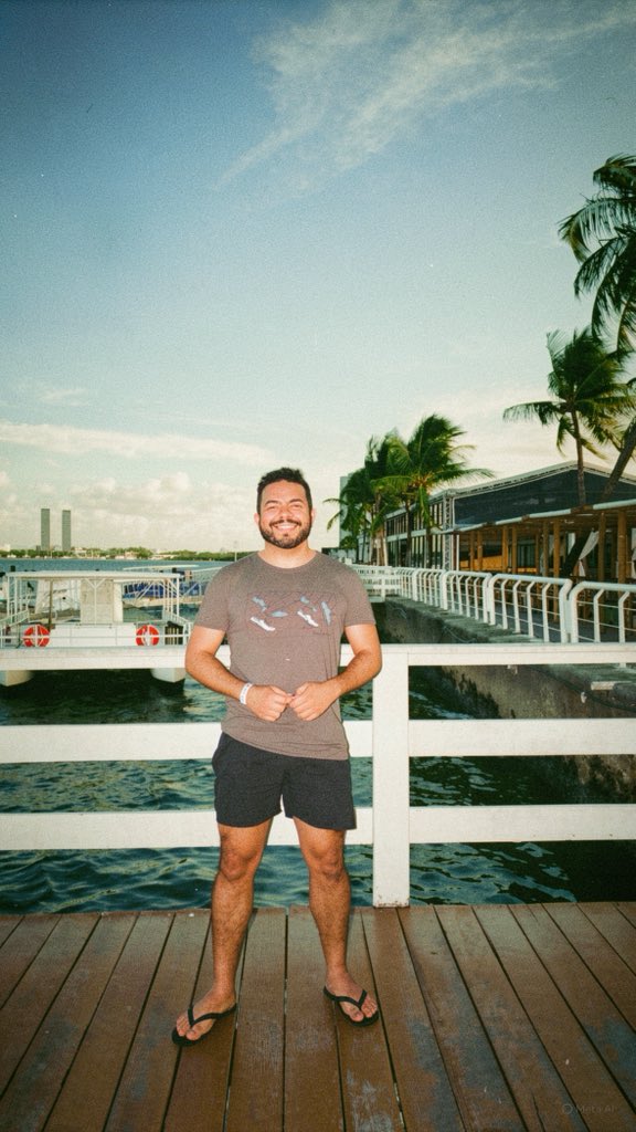 danoinho tweet media