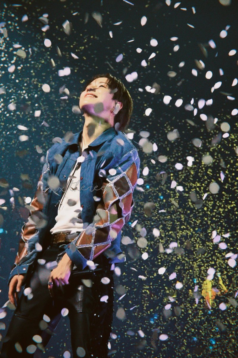 V ʚїɞ tweet media