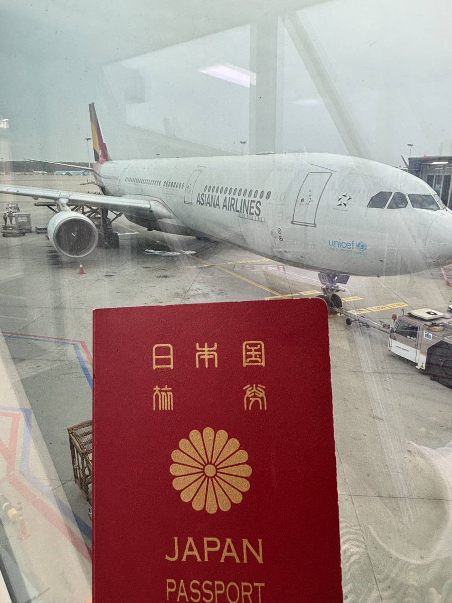 sqO2s0SNvwa8qrc's tweet image. WithUの皆様おはマコ🦁🧡🌈

令和 08年 04月 22日 (水) 晴れ

今日もお休みですけど大量の洗濯物が
待ってる現実😱

余韻ひたひたで虹活🌈主夫活🫡

体調管理しっかりとマコティブ
ファイティンᕦ(ò_óˇ)ᕤ

 #NiziU #MAKO #マコティブ
@NiziU__official