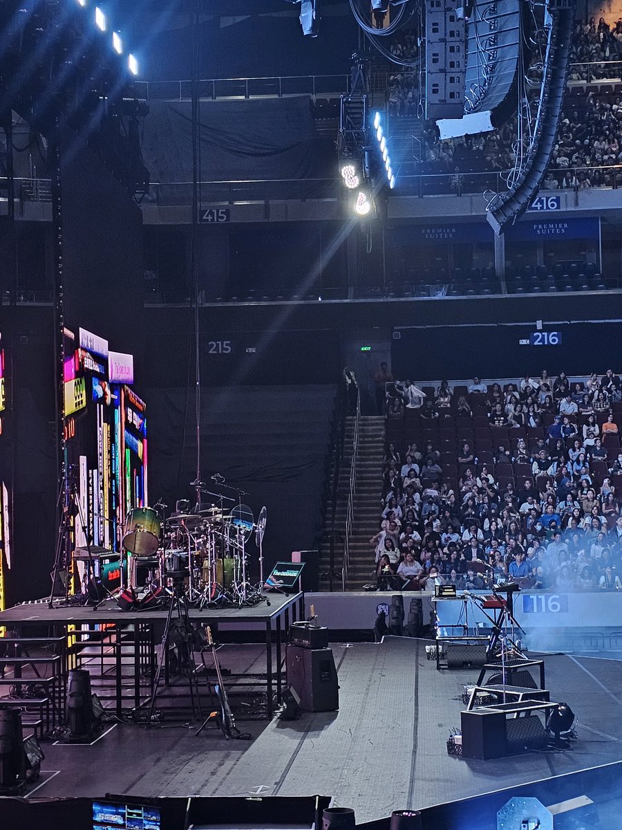 mel will see exo! tweet media