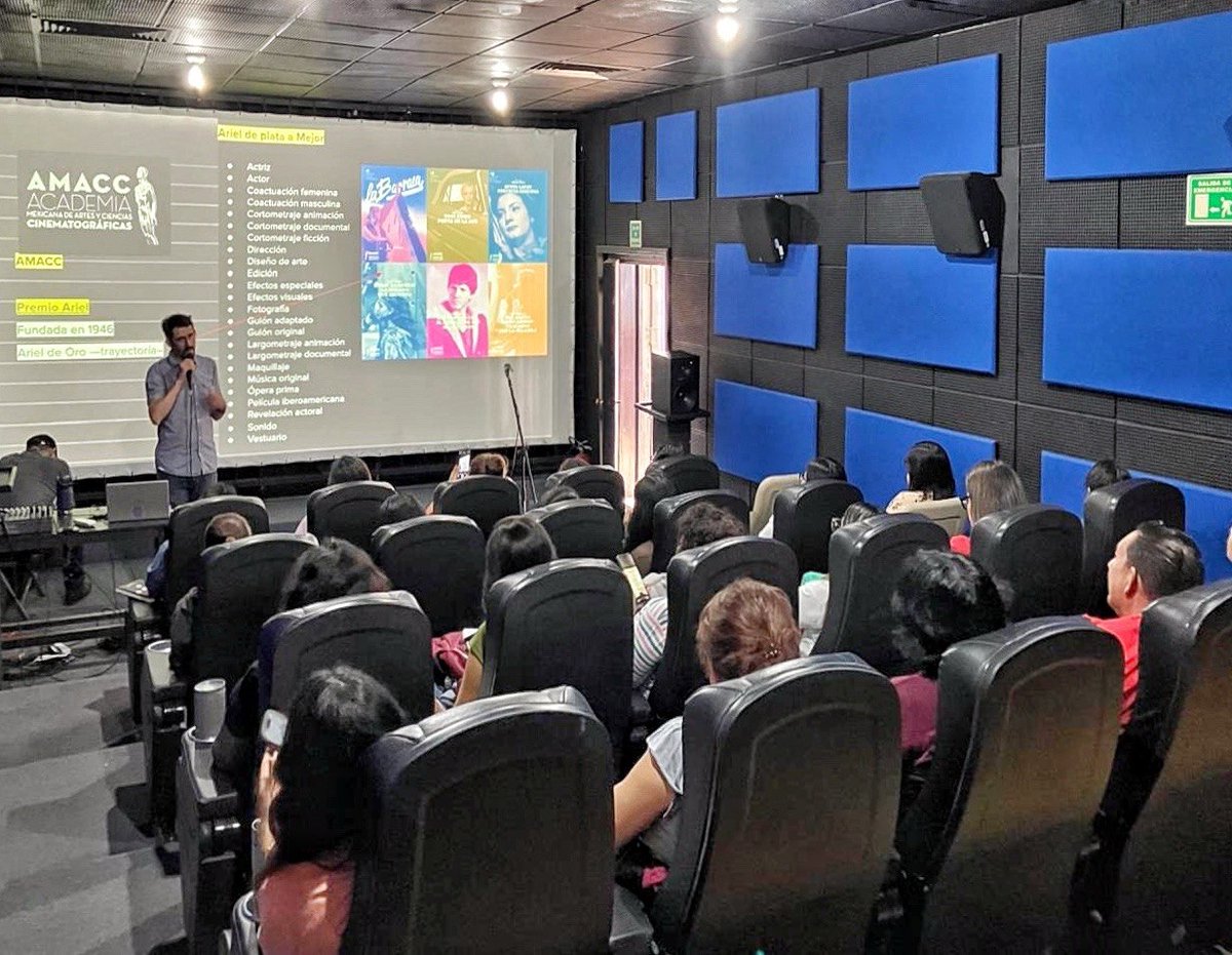 Autoridad Educativa Federal en la Ciudad de México tweet media