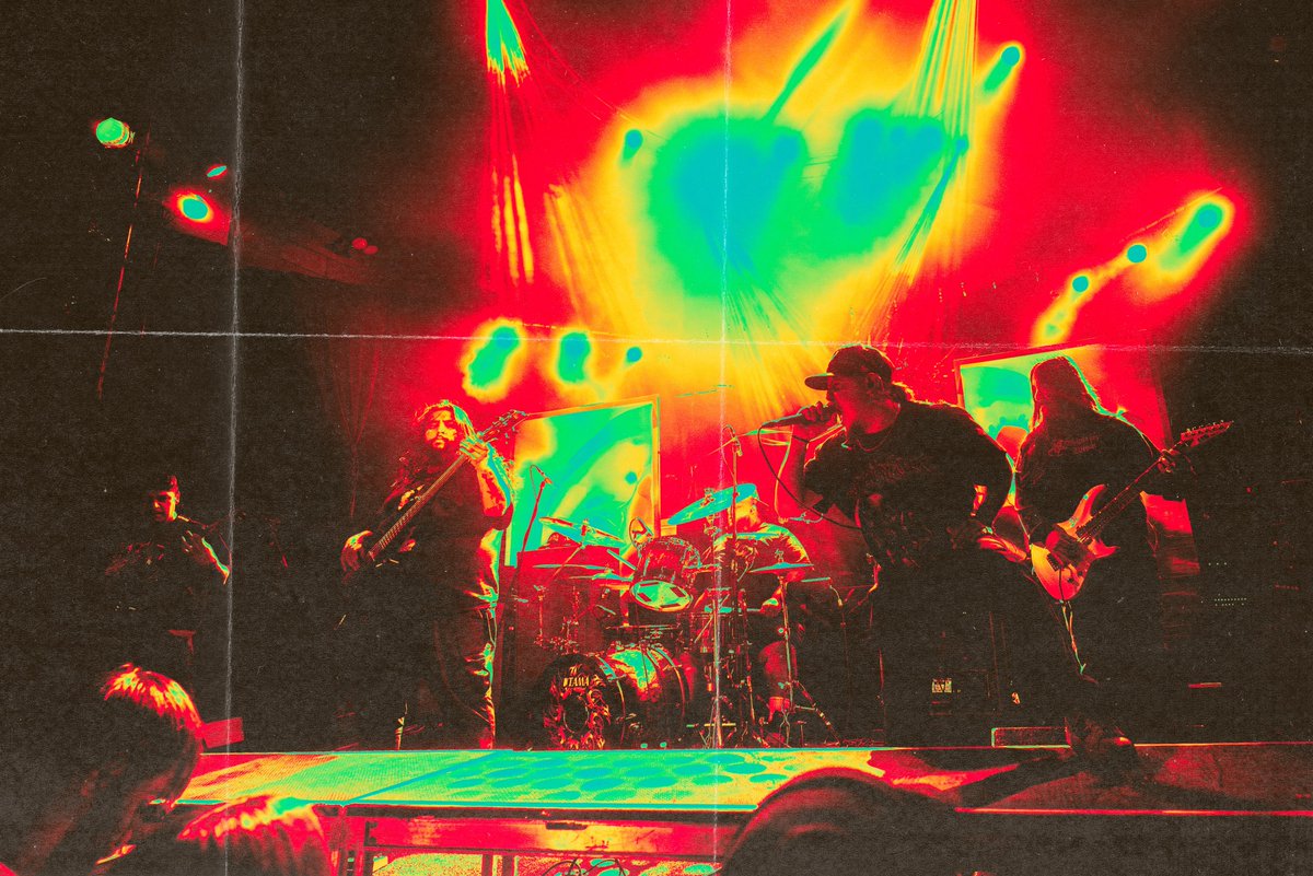 Unclear Magazine tweet media