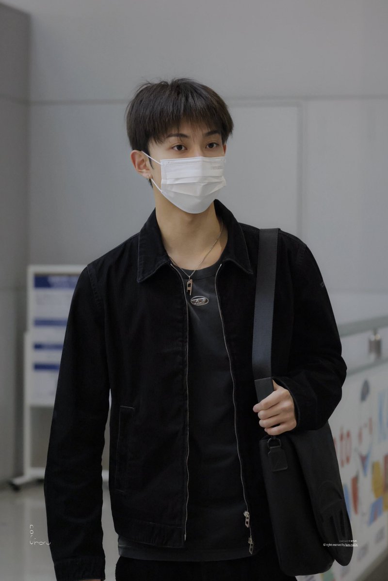 𝑯𝒂𝒓𝒖_𝒉𝒂𝒓𝒖 tweet media