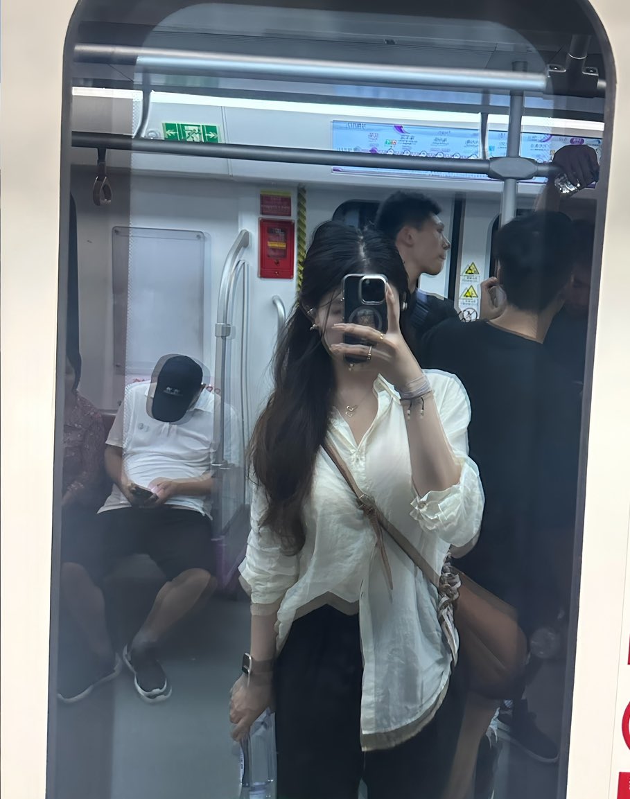 江月诗 tweet media