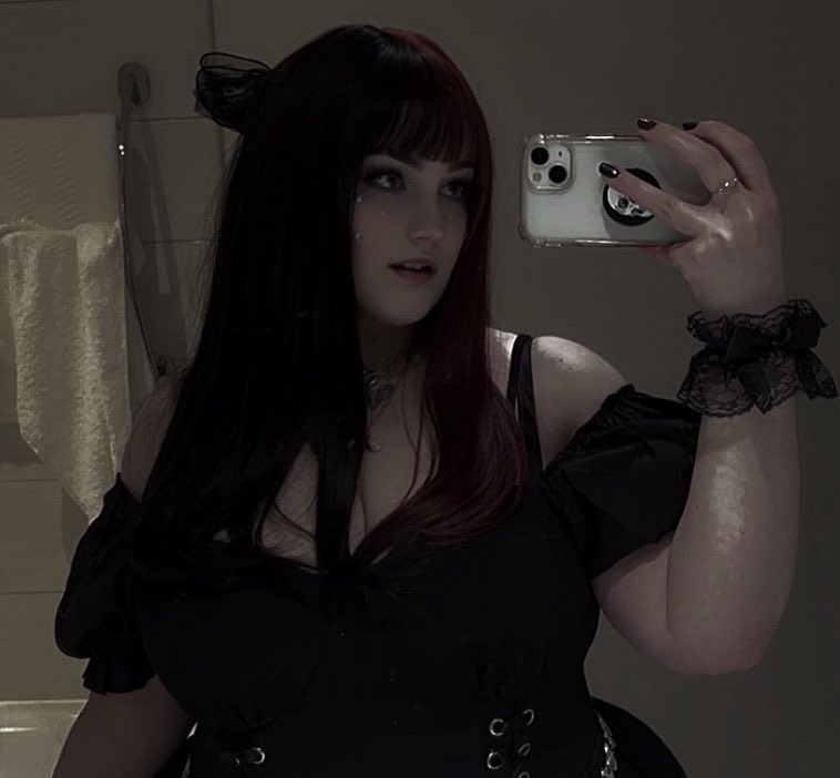 mars ☀️ tweet media