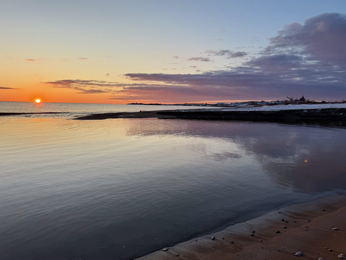 Let’s see your reflection pictures!✨📸

“Reflections in nature remind us to slow down and look deeper.”