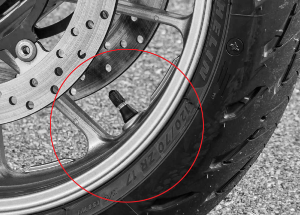 hal-py🥟 tweet media