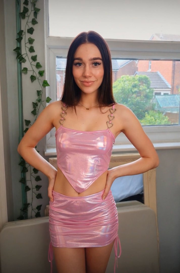 ALEXIS HEALYsoft tweet media