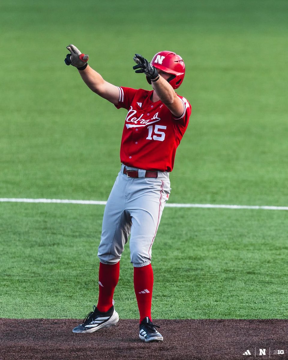 NCAA Baseball tweet media