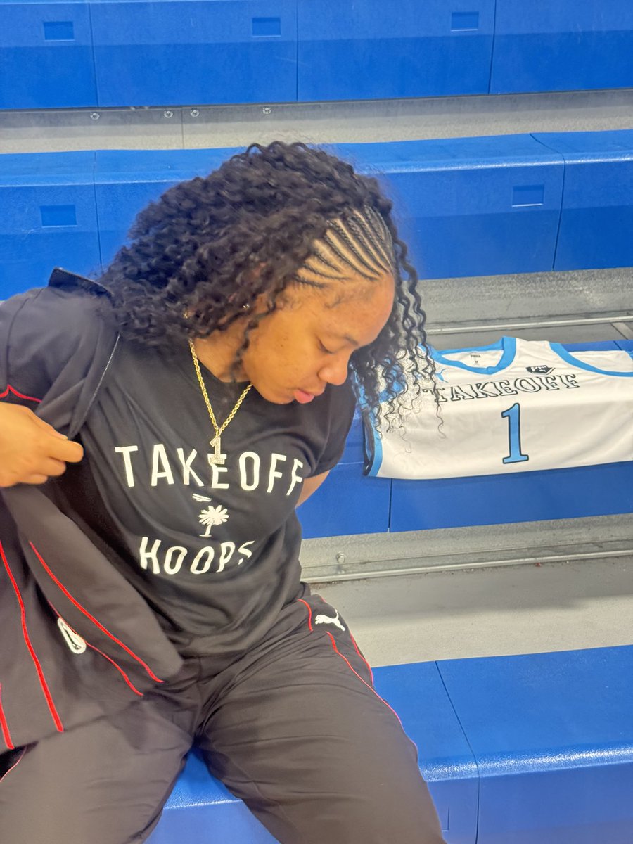 Kamora Moore tweet media