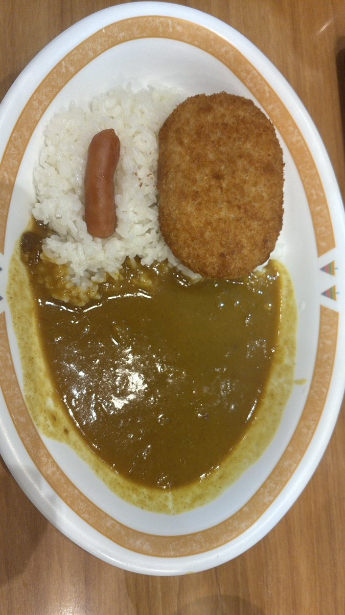 今日は
京王線　新宿駅近くにある
カレーショップＣ&amp;Ｃ
新宿本店　へ

朝カレーＢ
トッピング・コロッケ
を頂きました