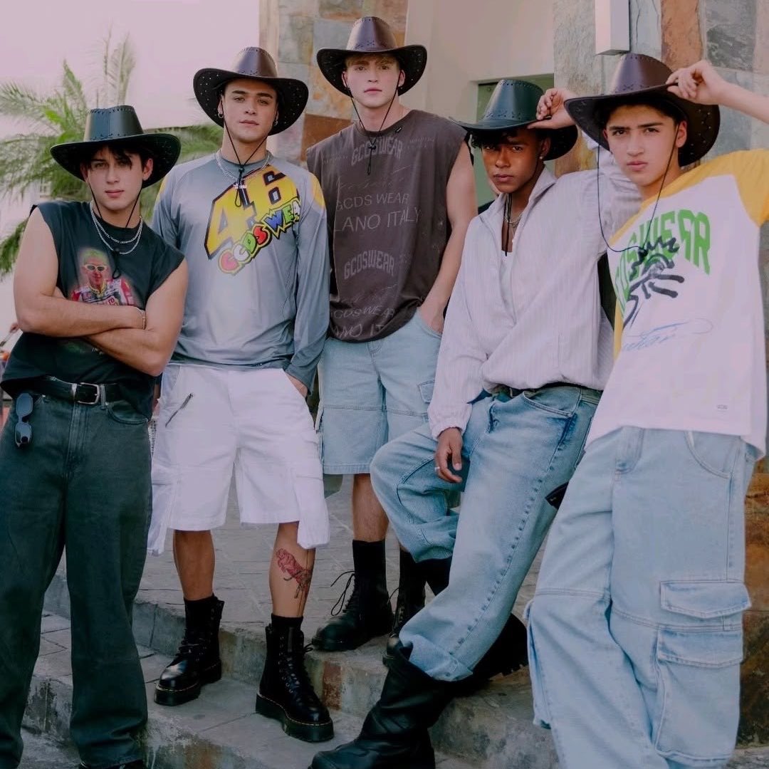 marbel ໑̣ ★ dual tweet media