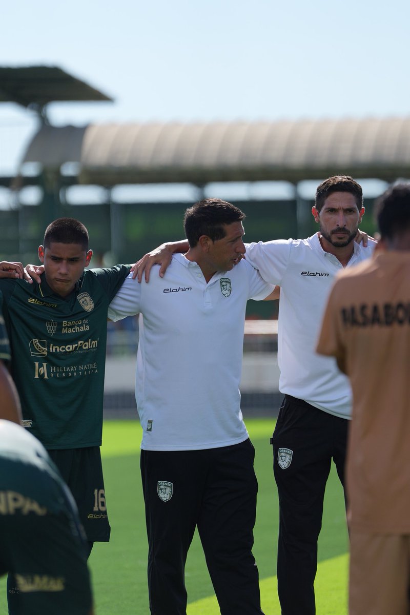 pechocigno's tweet photo. El camino y la idea esta clara, seguimos creciendo en todos los aspectos porque el fútbol no te espera. Este grupo asi unido va por todo. 
Orense SC Sub-15 2026 💚🇪🇨💪⚽️ https://t.co/sDZ2mKZes3