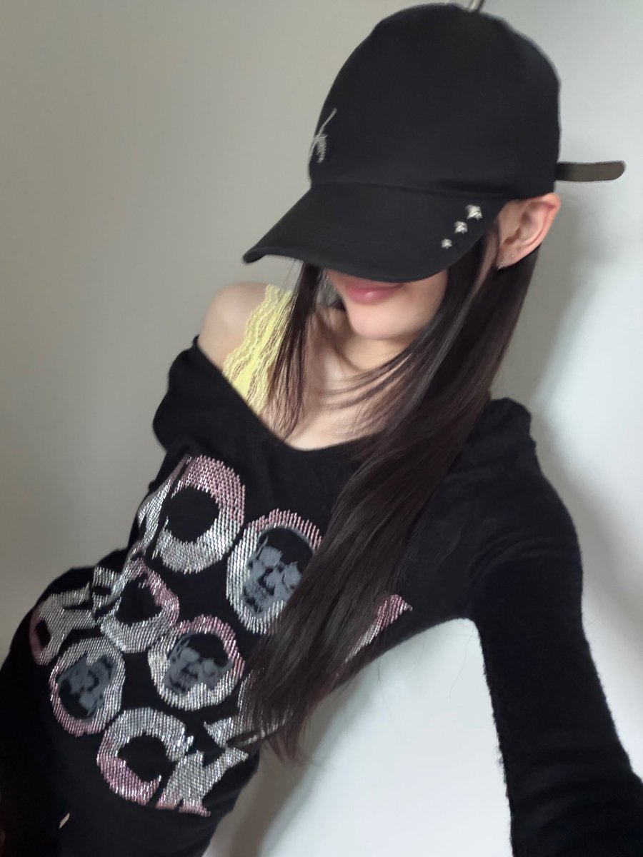 ILLIT WEVERSE tweet media