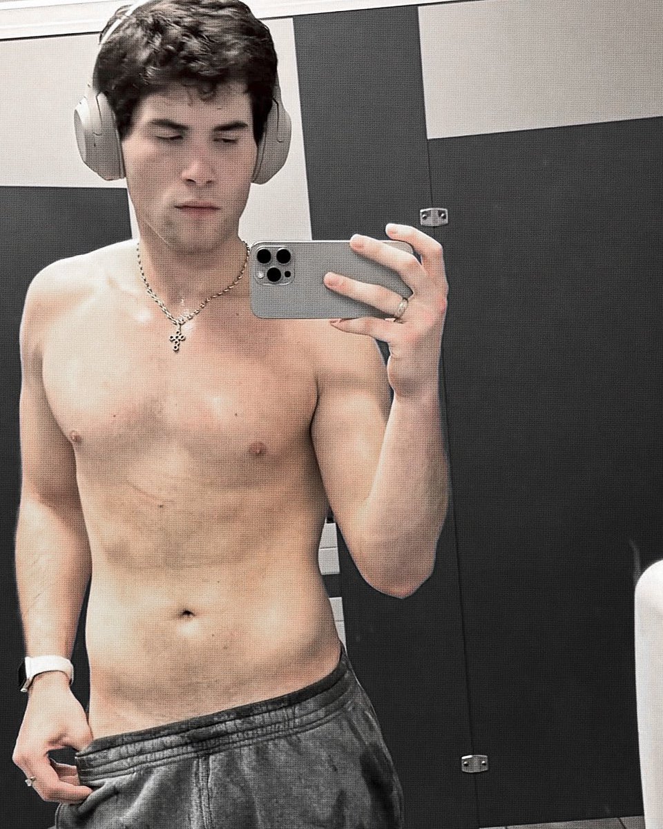 “manu!” tweet media