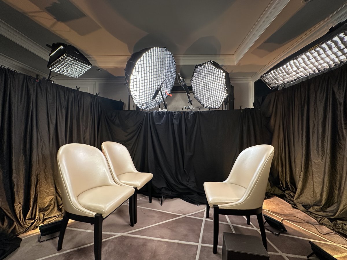 HomunculusEnt's tweet photo. We shot a junket for Sheep Detectives. Can’t wait to see this one. 

Here’s a few shots of how you turn a hotel suite into a TV studio. https://t.co/jY7Tnr0PL0