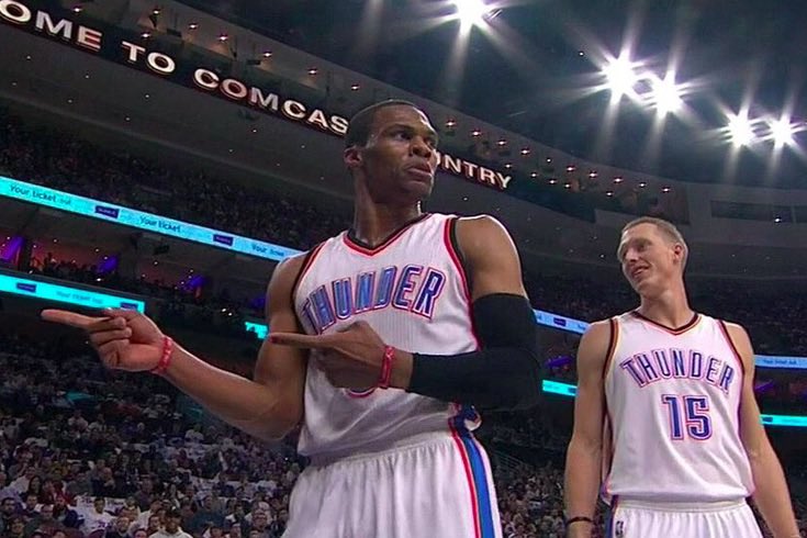 I am no one tweet media