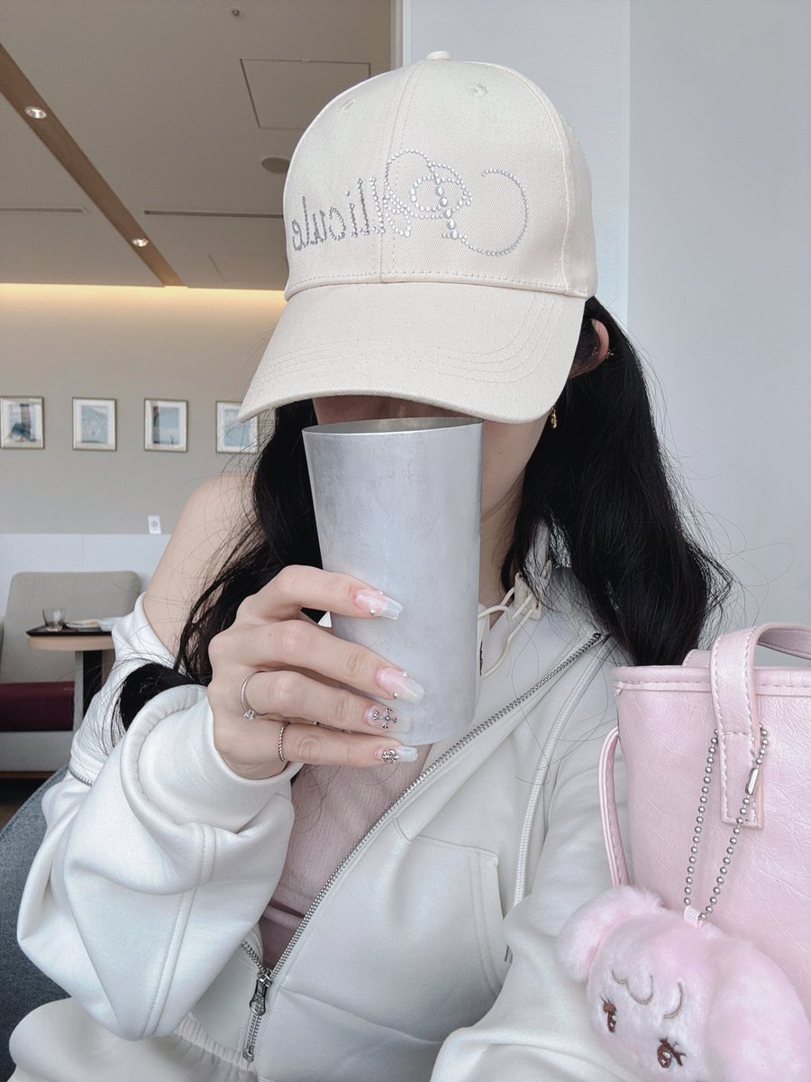 める♡ tweet media