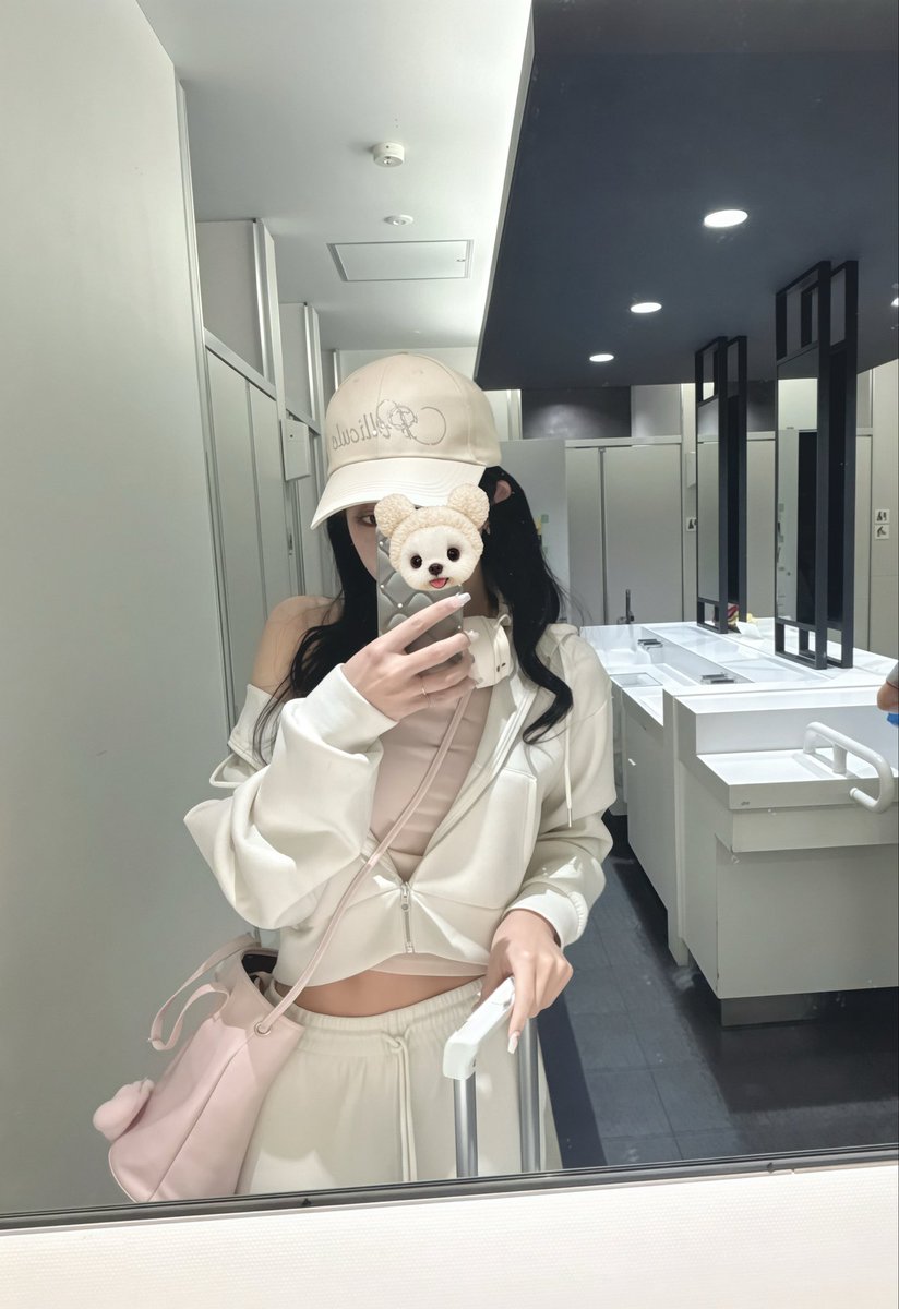 める♡ tweet media