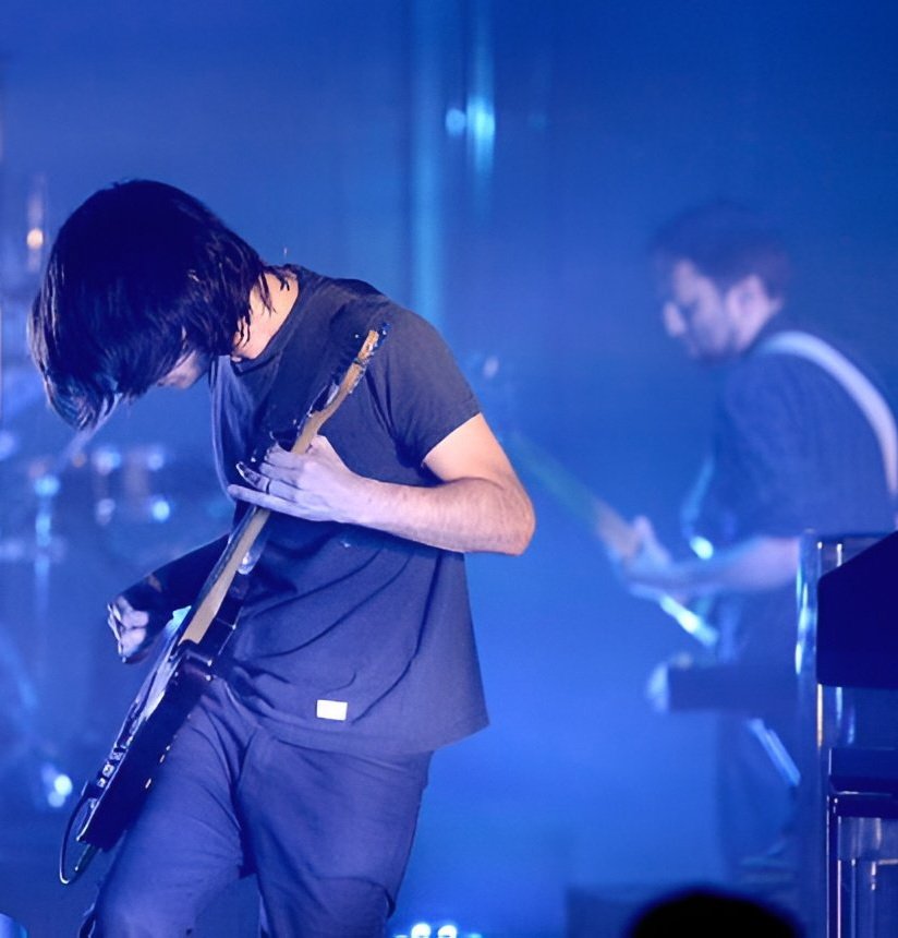 Daily Colin and Jonny Greenwood! tweet media