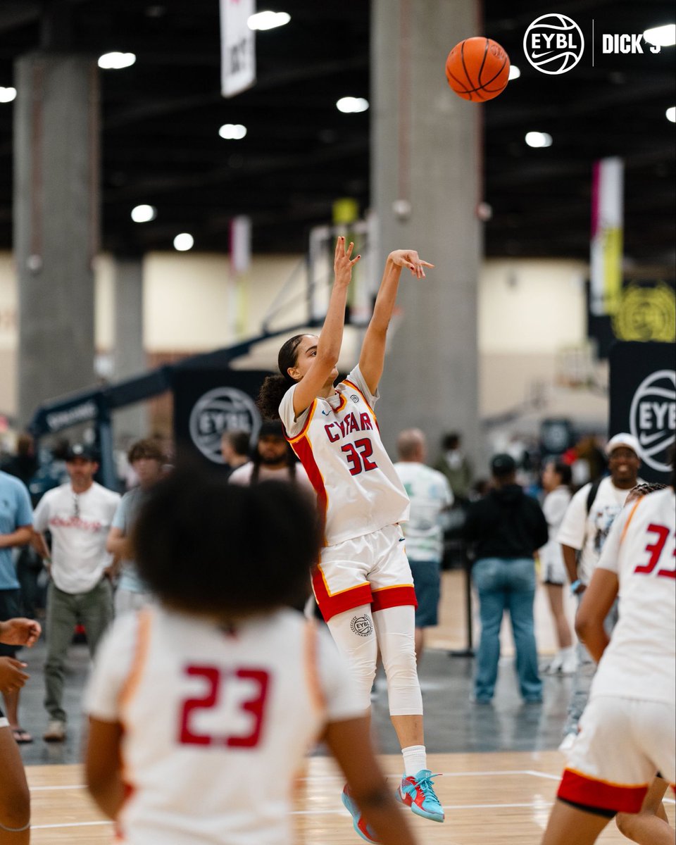 skylar2028's tweet image. Session 1, putting in that work💪🏽💪🏽, #grinding #AGTG