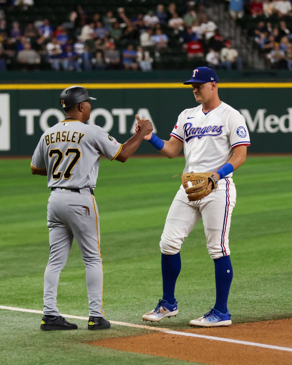 Texas Rangers tweet media