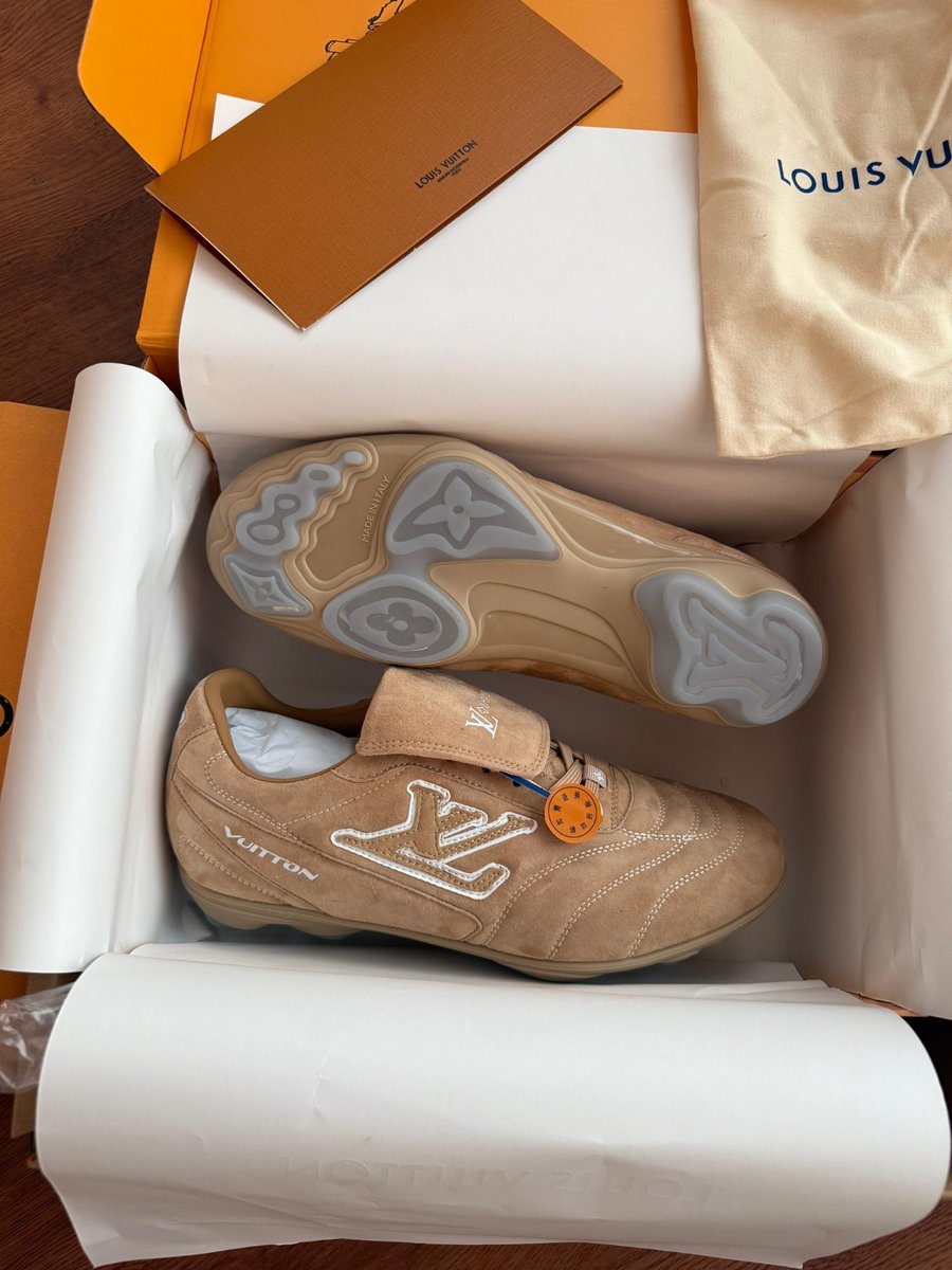 𝕿𝖔𝖕𝖘𝖍𝖔𝖙 tweet media