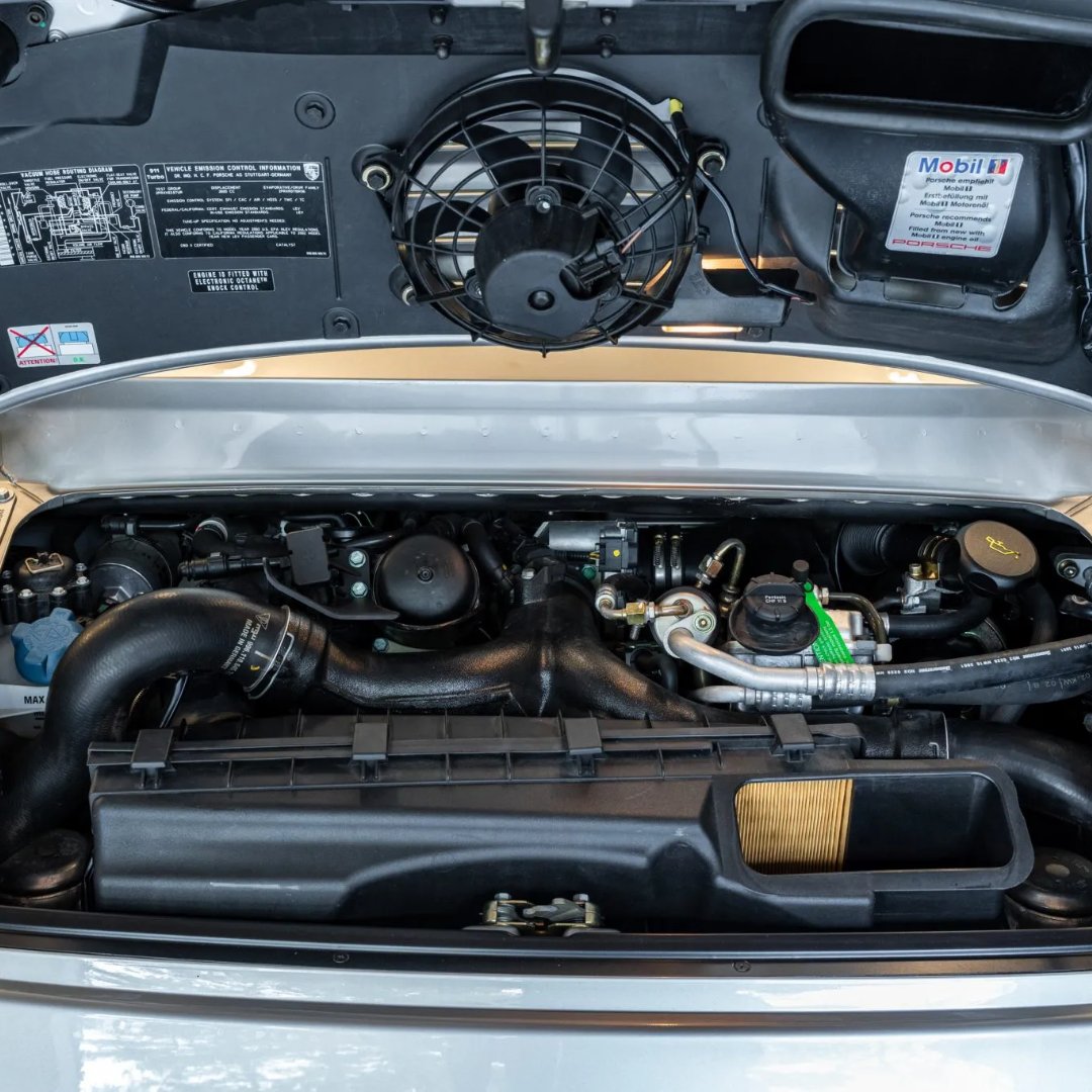 Bring a Trailer tweet media