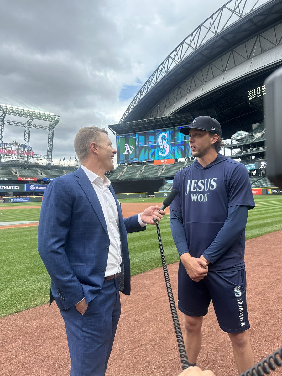jwhittenbergK5's tweet image. I talked about the wild ride of fatherhood today with Mariners Luke Raley, Logan Gilbert and Emerson Hancock. 

Excited to share our chat!

Who inspires you as a parent?