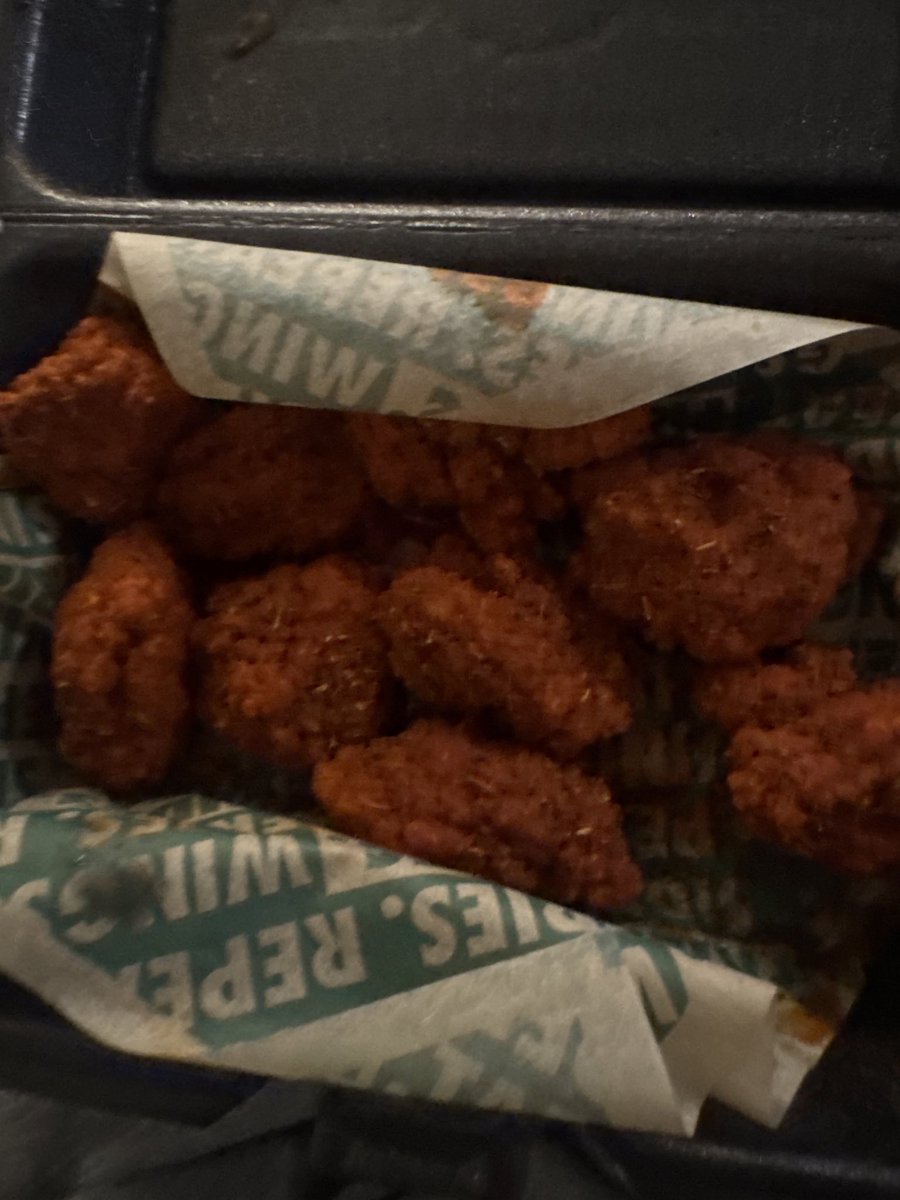 olivelinax's tweet photo. been craving this for weekss https://t.co/Ldqfi5i0CE