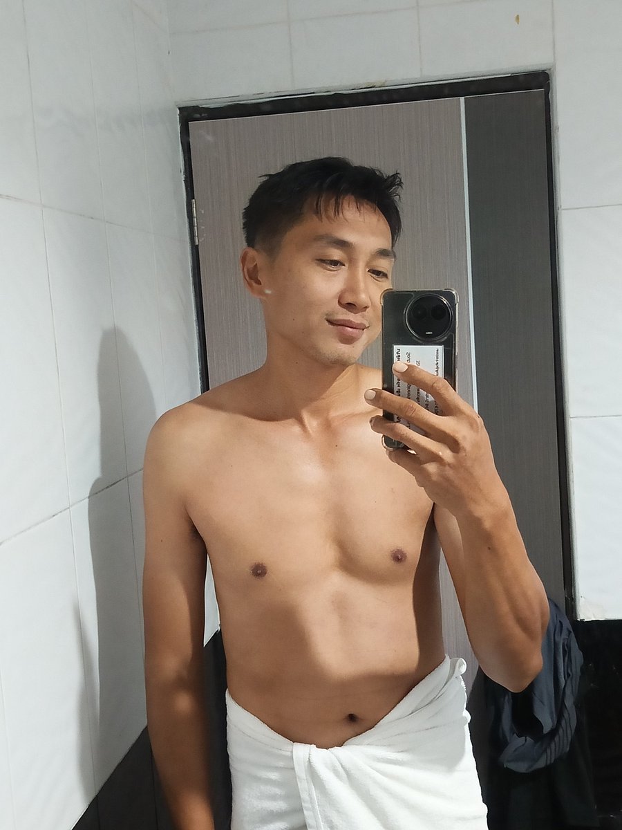 9KSahaisura tweet media