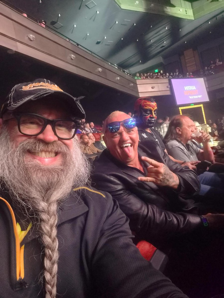 IandrewDiceClay tweet media