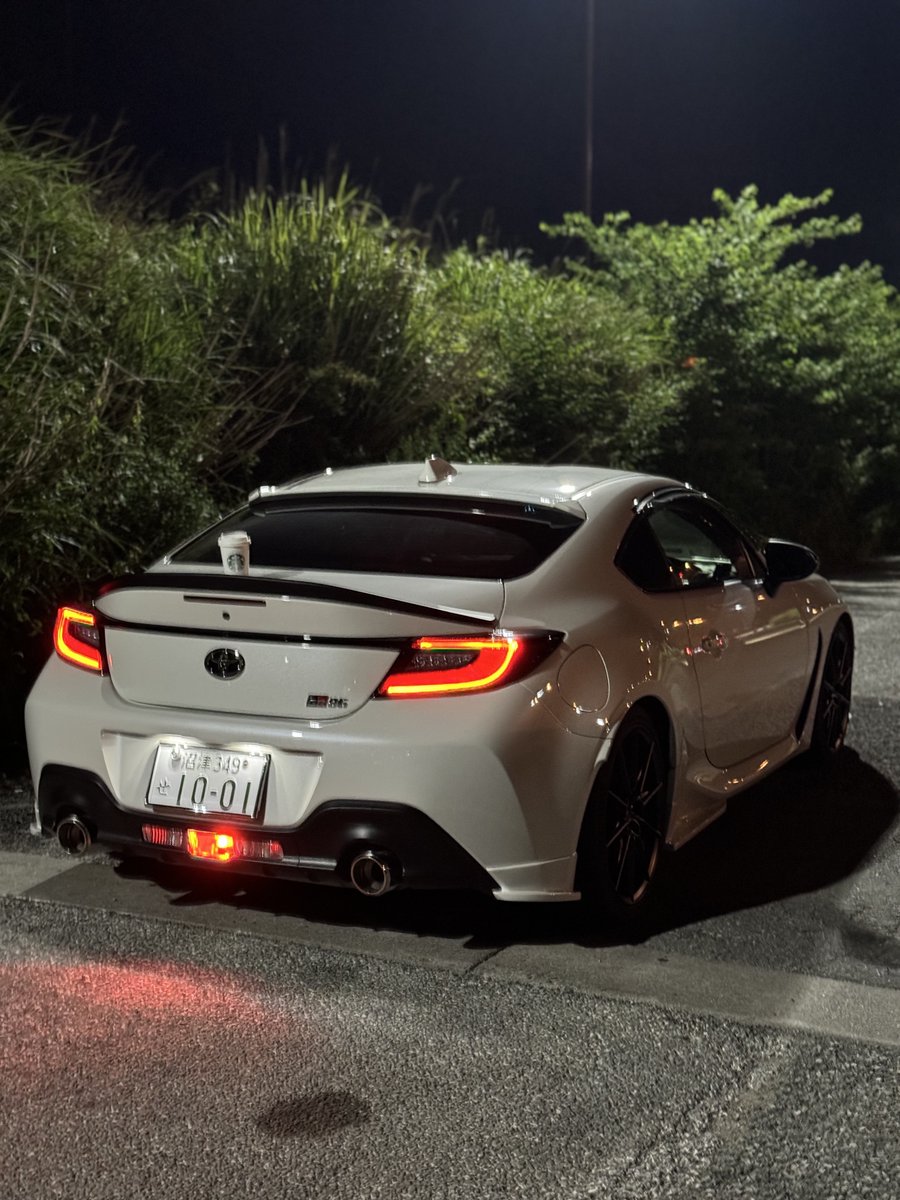 ɐʇʇı̣ tweet media