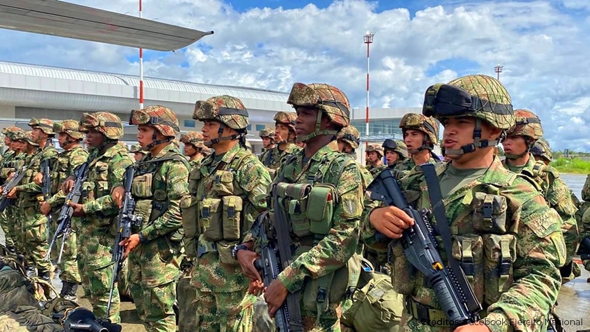 juanfalkonerth's tweet photo. Ante la creciente ola de inseguridad en Bogotá que ya desbordó la capacidad de la policía, ¿se debe militarizar la ciudad?

❤️ Sí, por supuesto.
🔄 No es necesario. https://t.co/FVBZlDs4qo
