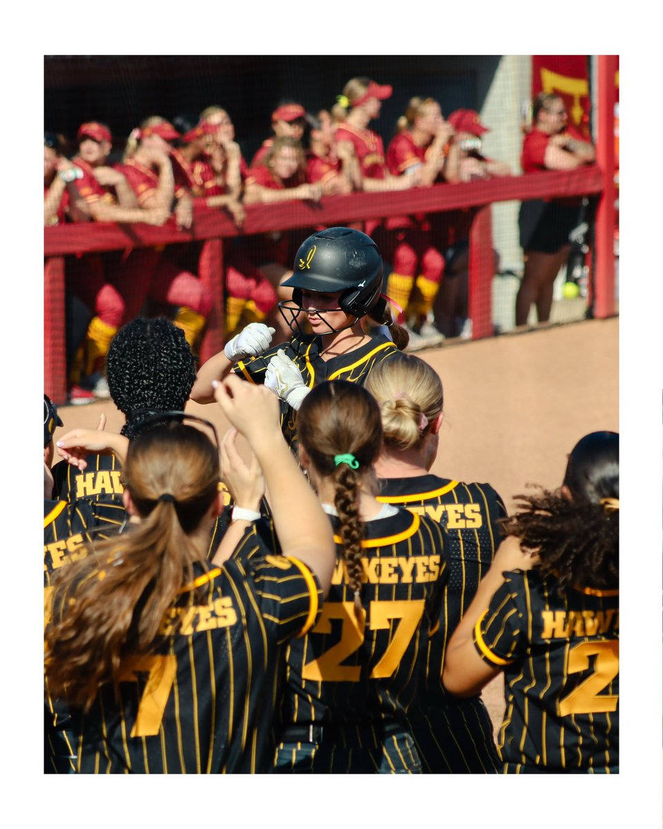 iowasoftball's tweet photo. Heading back to Iowa City with a dub 🤝 https://t.co/zrMIm9V6YM
