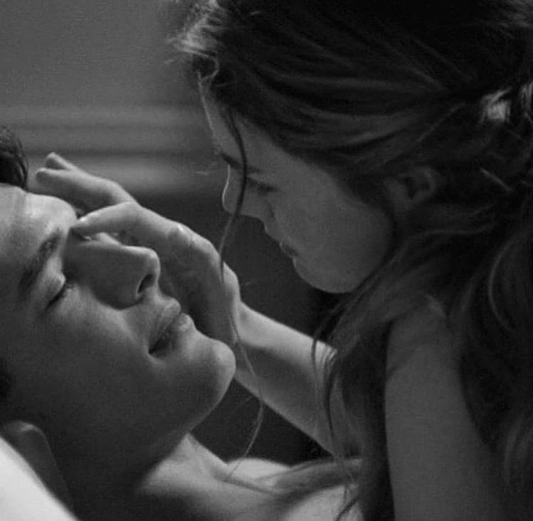 معاك أحس كل الرضا محتويني 
ليتني من بدايات عمري عرفتك 🫶🏻❤️
