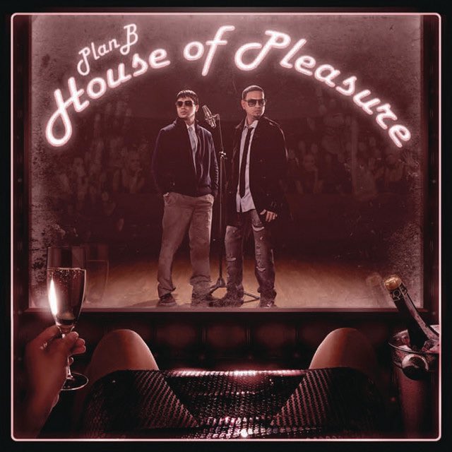 Juanjosebarrien's tweet photo. Yo escuchó el reggaeton de hoy en día y entiendo a esos señores que dicen que el reggaeton no es música. 
Pero mano, esto era otra cosa, qué momento para estar vivos fue House of Pleasure. https://t.co/eVmvrmnB8f
