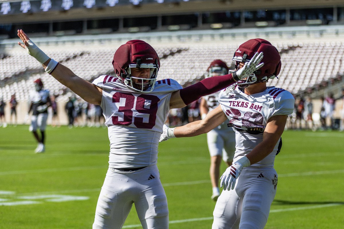 jack_coil_'s tweet photo. spring ball selects https://t.co/vls3bmEVEc