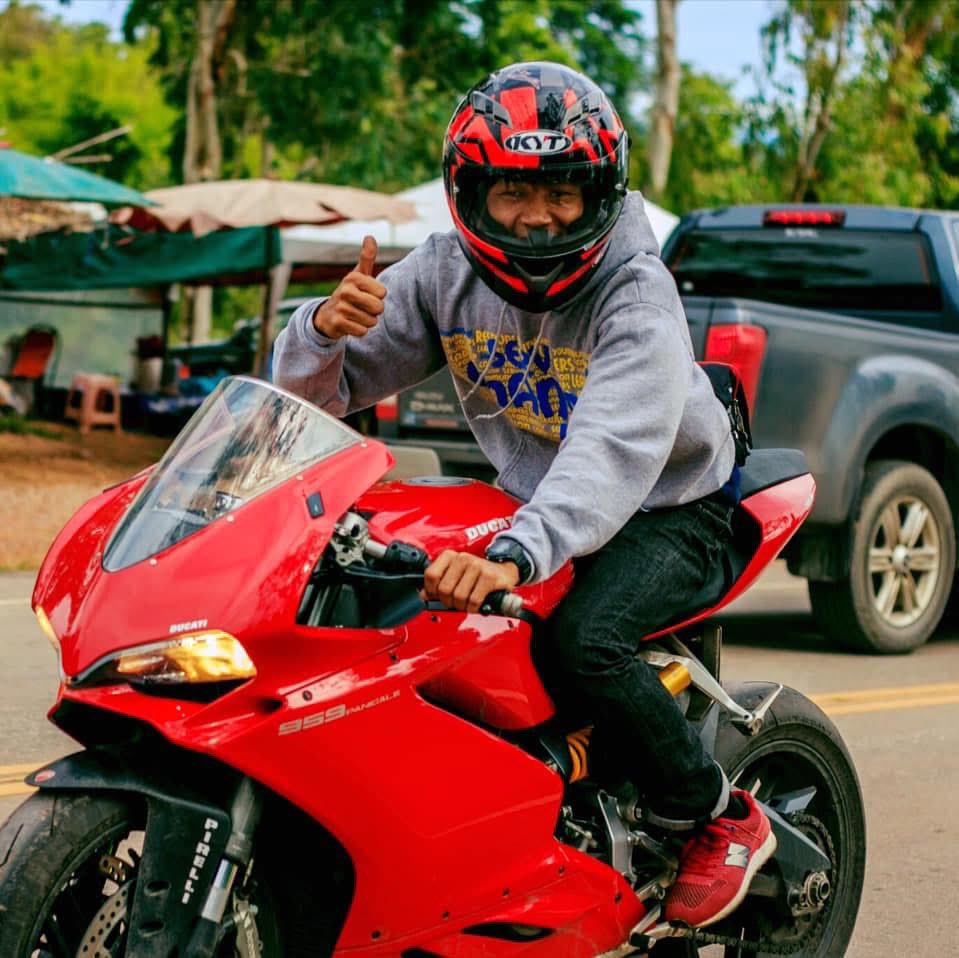 …SUNDAYS… tweet media